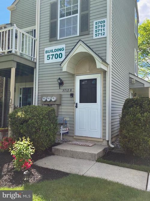 5712 Adelaide Dr, MOUNT LAUREL, NJ, 08054-1848 | Card Image