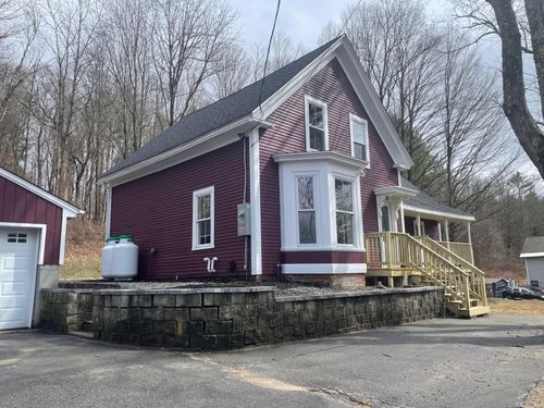 10 Hillside Ave, Swanzey, NH, 03446-3104 | Card Image