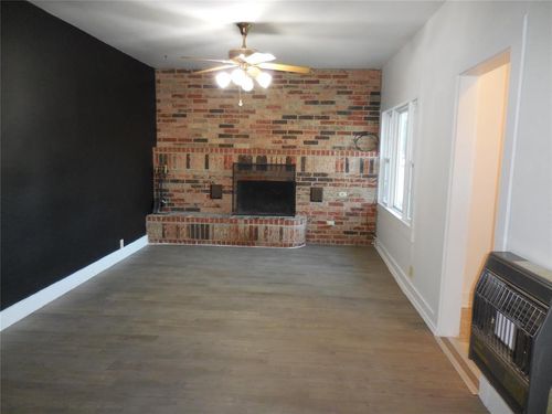 401 S 4th St Corner, Davis, OK, 73030 | Card Image