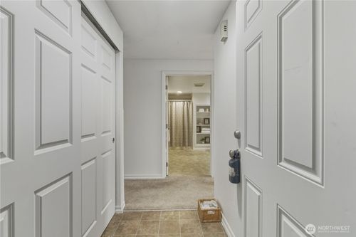 apt-j203-1725 W Sunn Fjord Ln, Bremerton, WA, 98312-5914 | Card Image