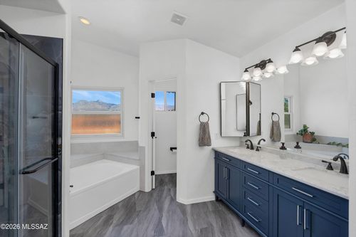 7979 E Maggie Ct, Tucson, AZ, 85715-4549 | Card Image