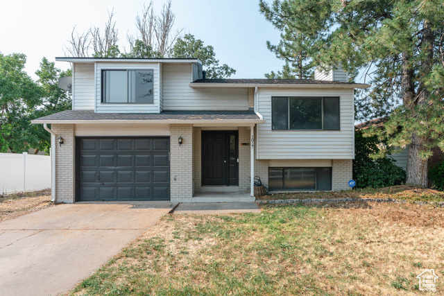 2450 , Layton, UT 84041