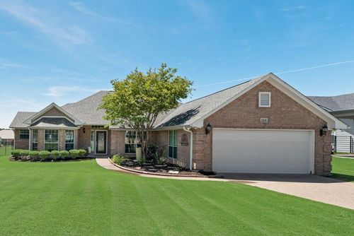 114 Crockett Dr, Gainesville, TX, 76240-9137 | Card Image