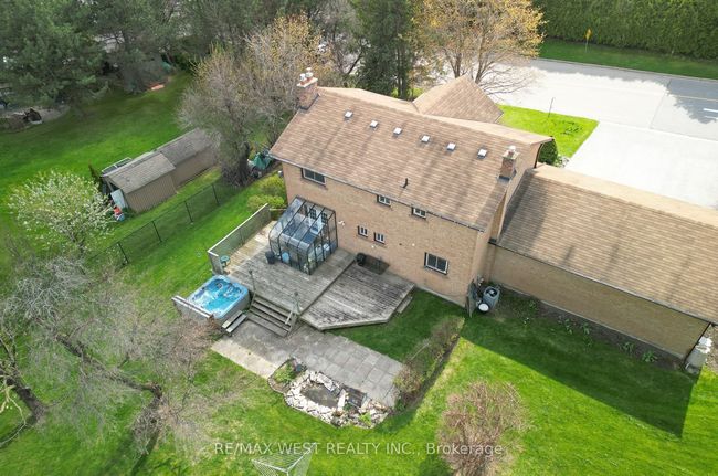 3 Henry Gate, House other with 4 bedrooms, 3 bathrooms and 9 parking in Nobleton ON | Image 36