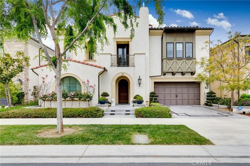 114 Interstellar, Irvine, CA, 92618-1321 | Card Image