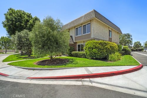 16161 Mount Olancha St, Fountain Valley, CA, 92708-1234 | Card Image