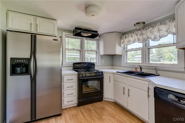 8450 Tuttle Rd, House other with 2 bedrooms, 2 bathrooms and null parking in Bridgeport NY | Image 21