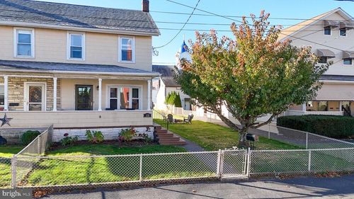 118 E Grant St, Mcadoo, PA, 18237-1906 | Card Image