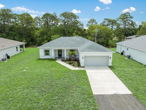 8216 104th Court, Vero Beach, FL, 32967 | Card Image
