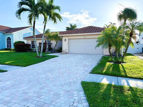 5609 Descartes Cir, Boynton Beach, FL, 33472-2425 | Card Image