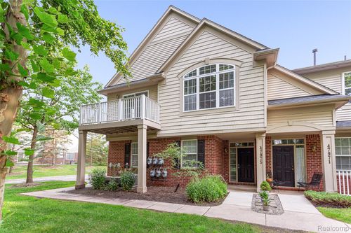 47975 Cardiff Ave, Canton, MI, 48188-7222 | Card Image