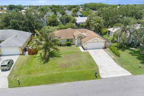 4525 Nw Glazbrook St, Port St. Lucie, FL, 34983-1338 | Card Image