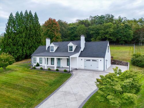 135 Alpine Dr, Daleville, VA, 24083-2557 | Card Image