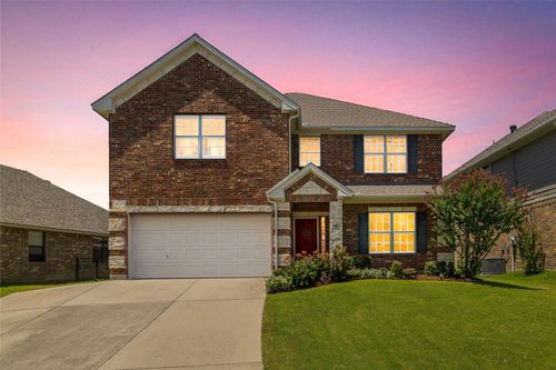2904 Shoreline Dr, Burleson, TX, 76028-8304 | Card Image