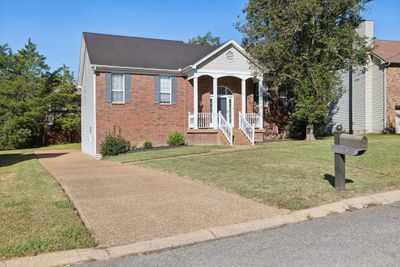 108 W Harbor, House other with 4 bedrooms, 3 bathrooms and 4 parking in Hendersonville TN | Image 2