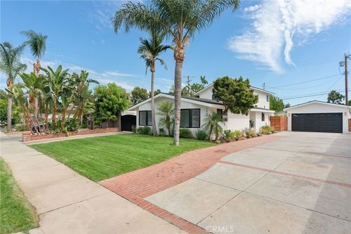 15622 Index St, Granada Hills, CA, 91344-4331 | Card Image