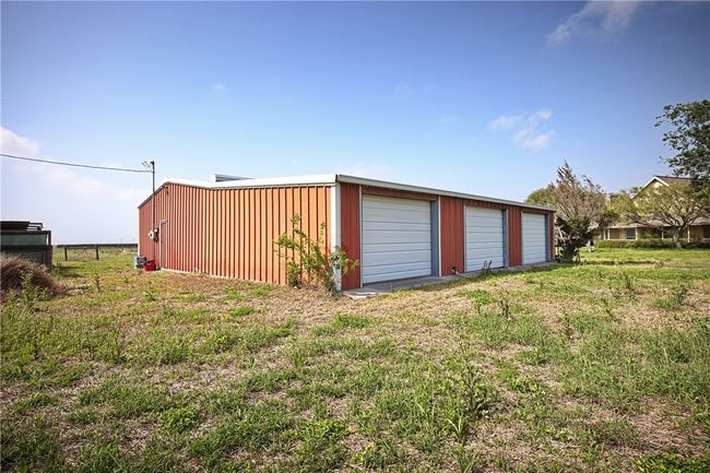9522 County Road 1178, House other with 4 bedrooms, 4 bathrooms and null parking in Taft TX | Image 8