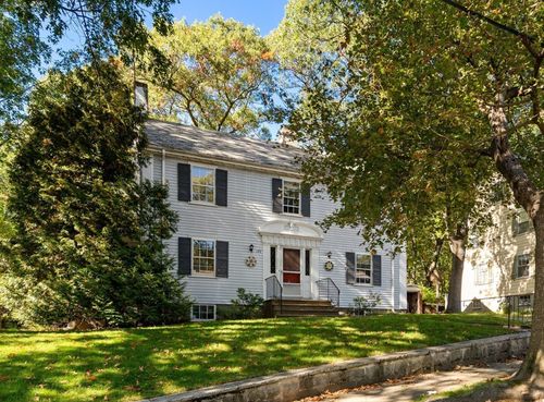 197 Jason St, Arlington, MA, 02476-8023 | Card Image