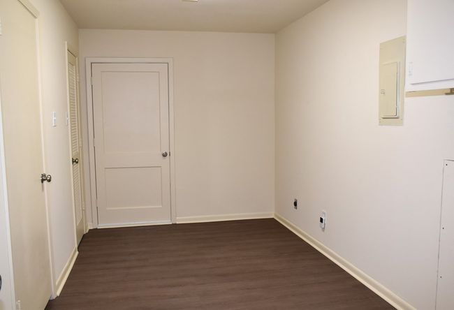 Utility Room off the Kitchen | Image 21