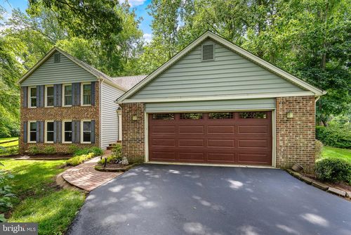 5107 Brentwood Farm Dr, FAIRFAX, VA, 22030-6218 | Card Image