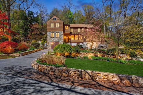 37 Ellen Ave, Mahopac, NY, 10541-4718 | Card Image