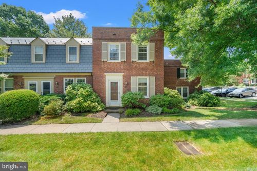 124-1021 S Barton St, ARLINGTON, VA, 22204-4830 | Card Image