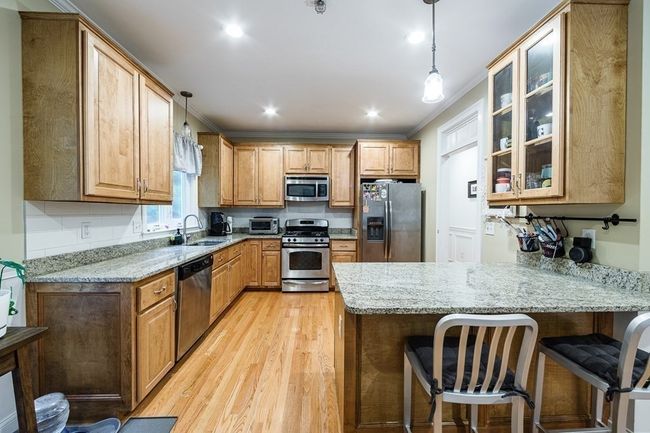 UNIT-6 - 181 Chestnut St, Condo with 2 bedrooms, 4 bathrooms and 2 parking in Foxboro MA | Image 9