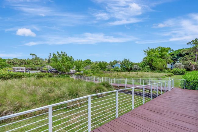 4662 Se Manatee Way, Condo with 3 bedrooms, 3 bathrooms and null parking in Stuart FL | Image 25
