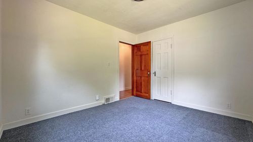 406 S 4th St, Saint Joseph, IL, 61873-9032 | Card Image
