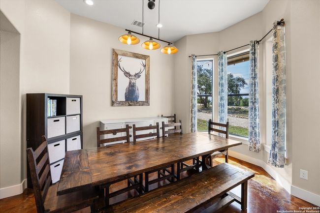 122 Twisting Oak Ct, House other with 4 bedrooms, 3 bathrooms and null parking in Pipe Creek TX | Image 9