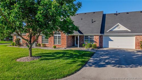649 Kingsbury Ct, Clarksville, IN, 47129-1060 | Card Image