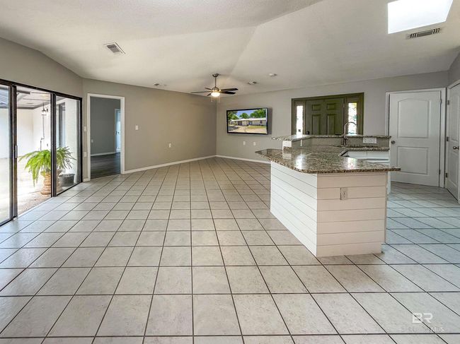 Kitchen | Image 6