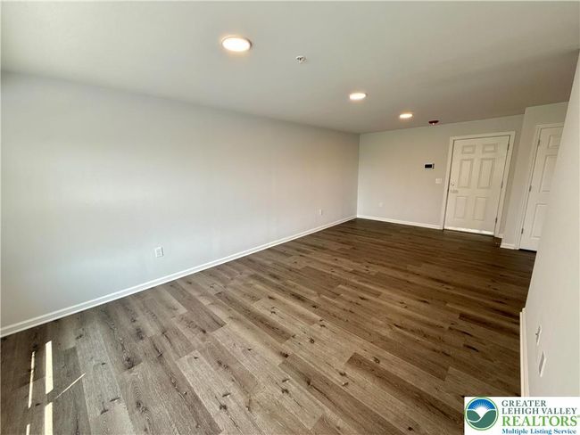 203 - 938 E 4 Th St, Condo with 2 bedrooms, 1 bathrooms and null parking in BETHLEHEM PA | Image 17