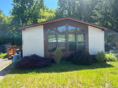 209-351 N Squirrel Rd, Auburn Hills, MI, 48326-4054 | Card Image