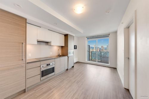 2806-13615 Fraser Highway, Surrey, BC, V3T0P7 | Card Image