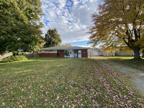 {{alt}} | Card Image