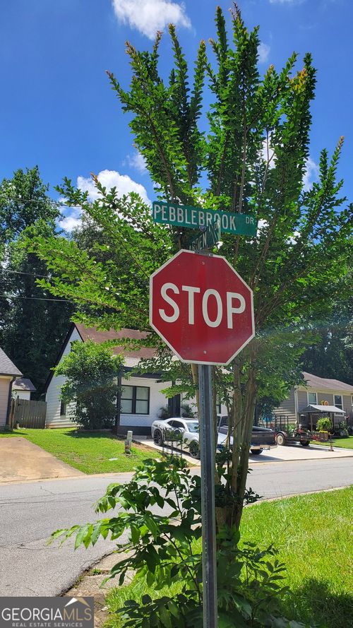 2938 Pebblebrook Dr, Buford, GA, 30518-3519 | Card Image