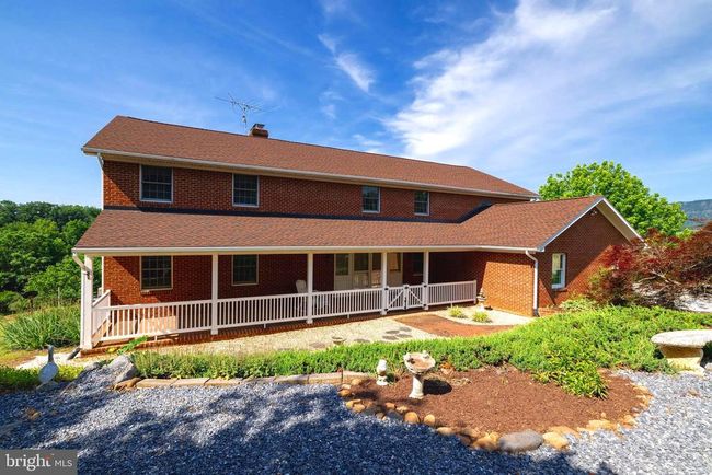 360 Lazy River East Rd, House other with 4 bedrooms, 5 bathrooms and null parking in Luray VA | Image 5