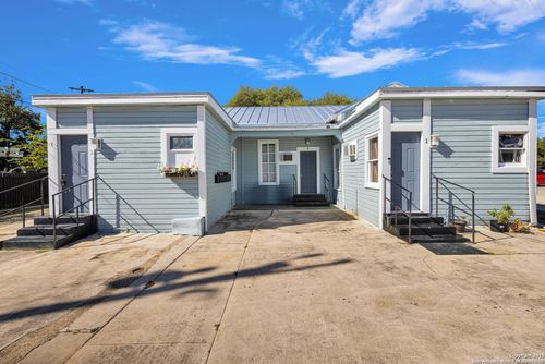 apt-2-121 Howard St, San Antonio, TX, 78212-5573 | Card Image