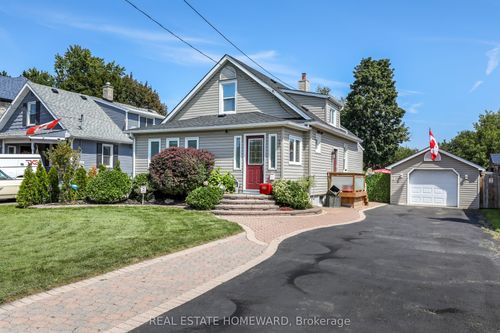 113 Gibbons St, Oshawa, ON, L1J4Y1 | Card Image