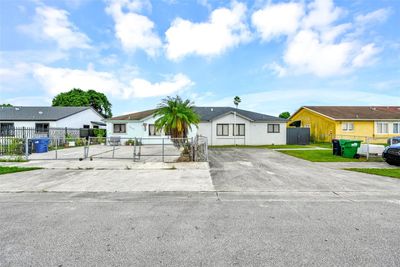 19947 Sw 122nd Ct, Townhouse with 3 bedrooms, 1 bathrooms and null parking in Miami FL | Image 1