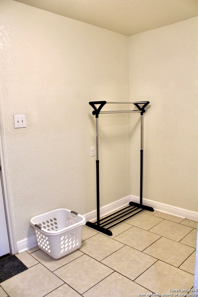 124 Hinge Path, House other with 3 bedrooms, 3 bathrooms and null parking in Cibolo TX | Image 18