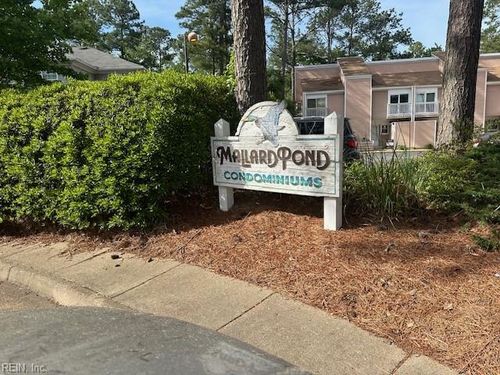 1306 Linkhorn Cir, Virginia Beach, VA, 23451-6009 | Card Image