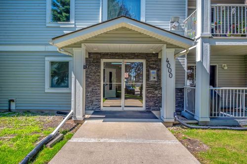 204-4204 Valleyview Park Se, Calgary, AB, T2B0K9 | Card Image