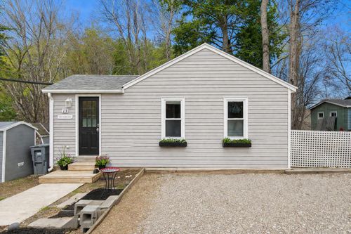 13 Highland Avenue, Cumberland, ME, 04021 | Card Image