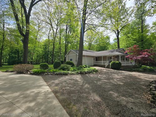 2451 Hog Creek Rd, Allen, MI, 49227-9759 | Card Image