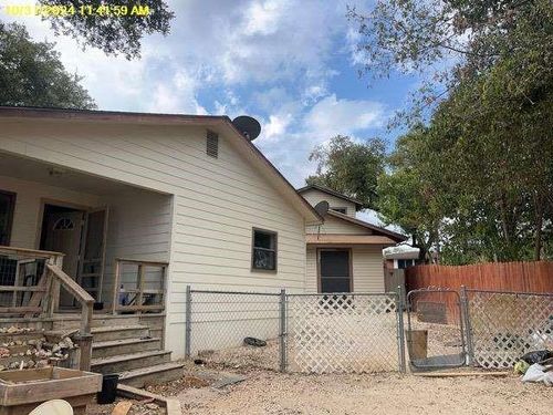 542 Greenwood St, Canyon Lake, TX, 78133-6322 | Card Image