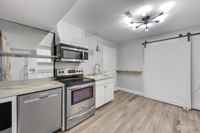 apartment kitchen | Image 26