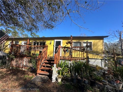 212 Ballard Rd, Avon Park, FL, 33825-7404 | Card Image