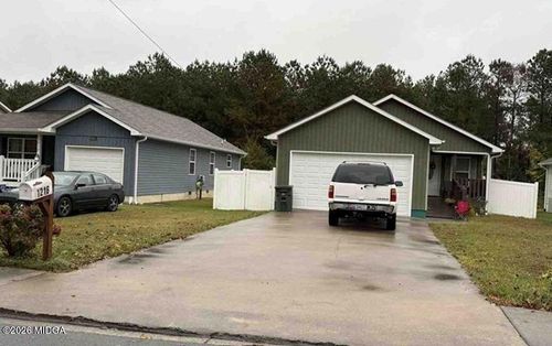 1216 Frazier Dr, Dalton, GA, 30721-3629 | Card Image